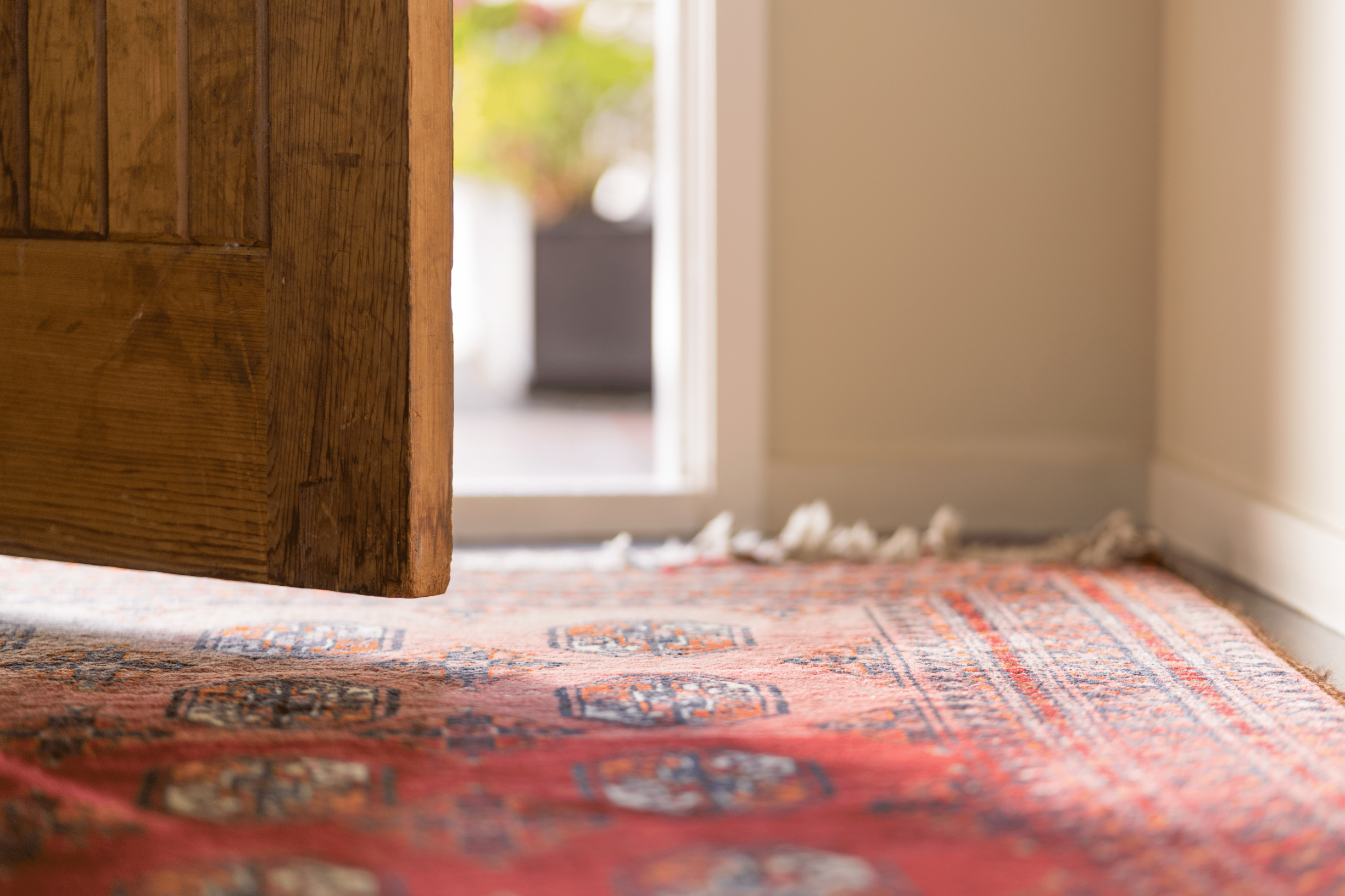 How to Clean your Rugs at Home
